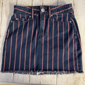 NWOT American Eagle Mini Skirt.